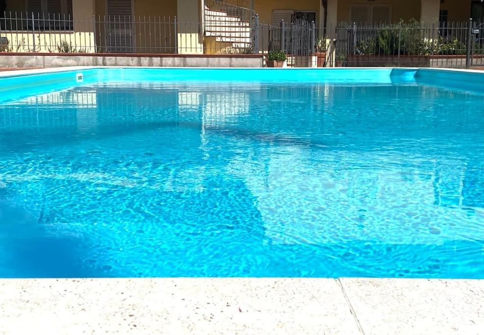 Apartamento Casa Belmoro Con Piscina Pescia Exterior foto